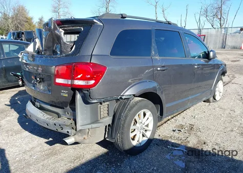 2017 Dodge Journey Sxt z USA, uszkodzony, nr VIN 3C4PDCBG7HT531354